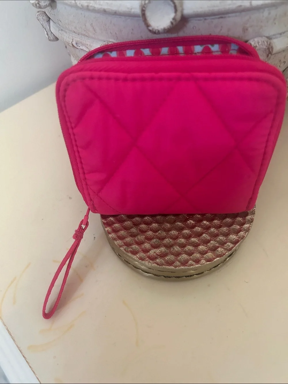 VERA BRADLETLY Quilted Pink Compact Zip Wallet/ card holder - Picture 4 of 4